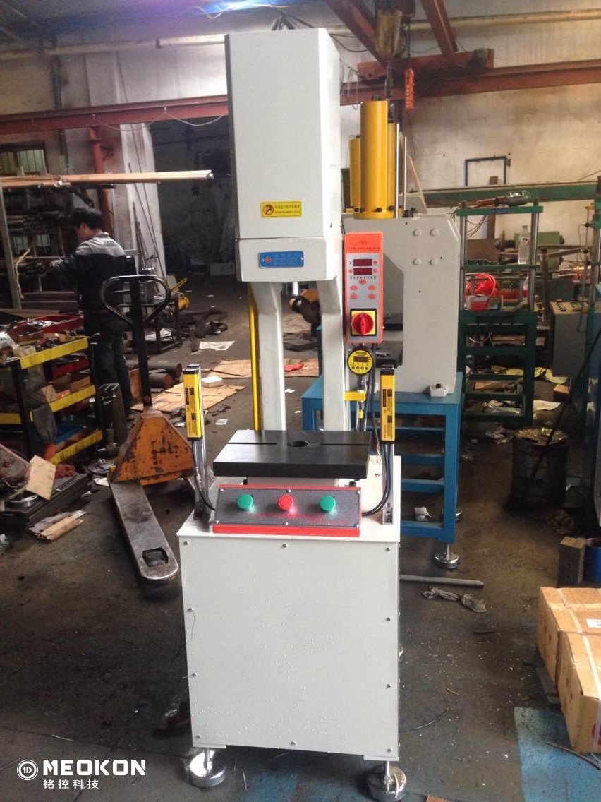 德川液壓機 現場圖片.jpg